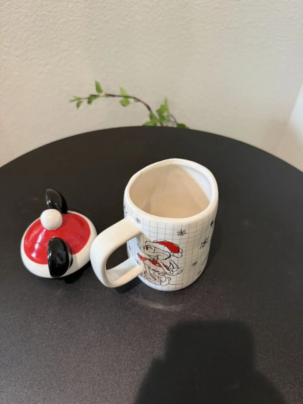 Disney Minnie Mouse Holiday Ceramic Mug with Ears-Shaped Lid